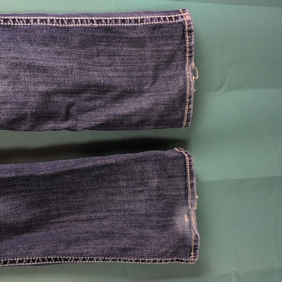 Silver Suki Surplus Mid-Rise Jeans. W31/L34. Euc. BootCut. - Picture 8 of 10